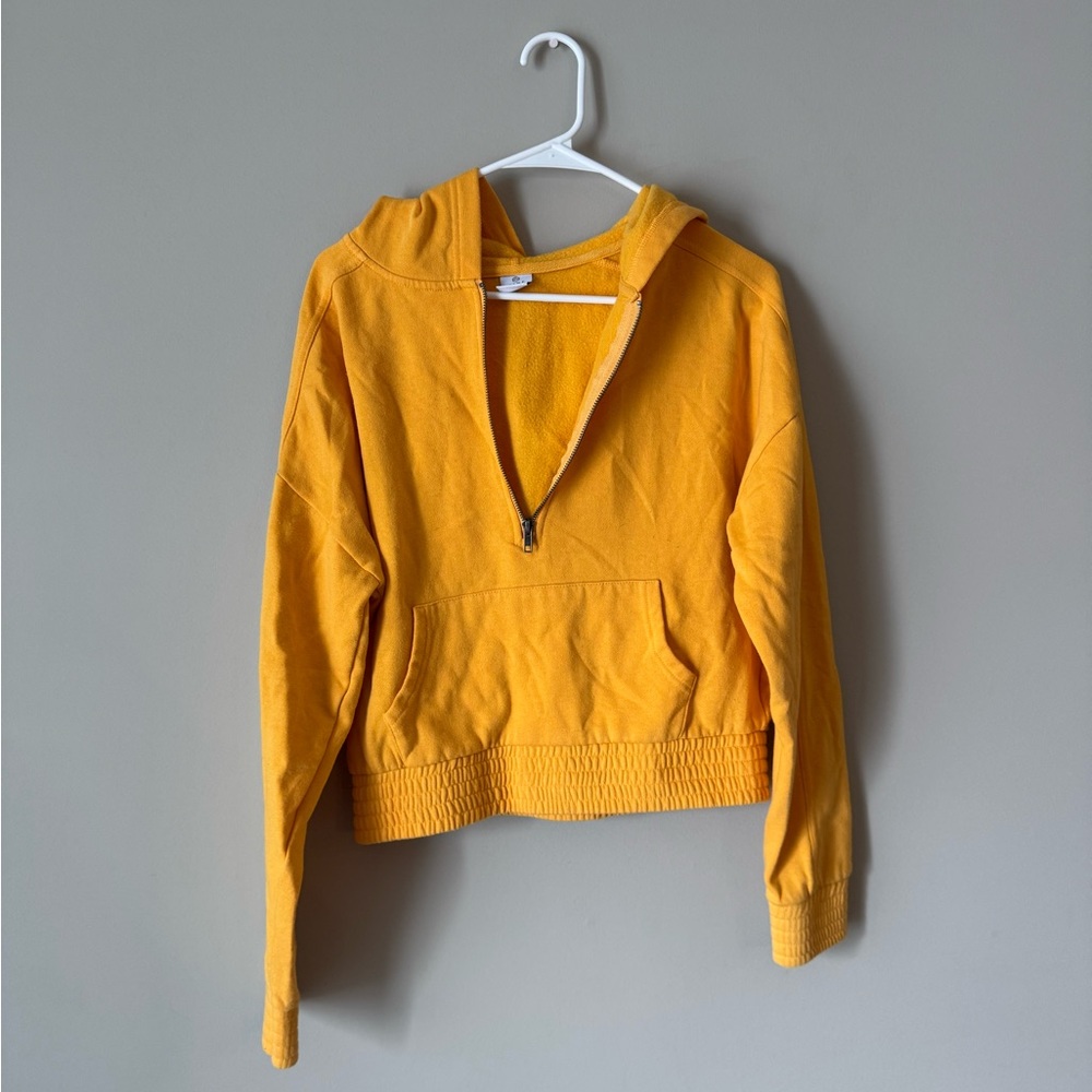 Yellow Pullover